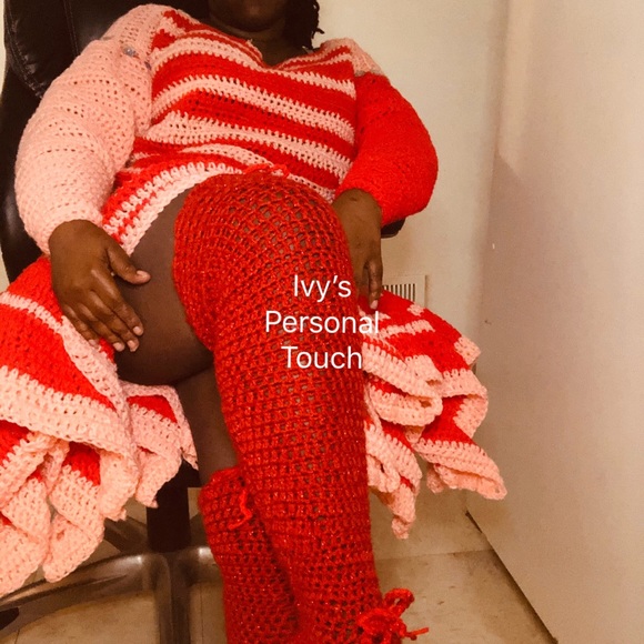 Crocheted sweater and skirt and thigh high set - Picture 2 of 7